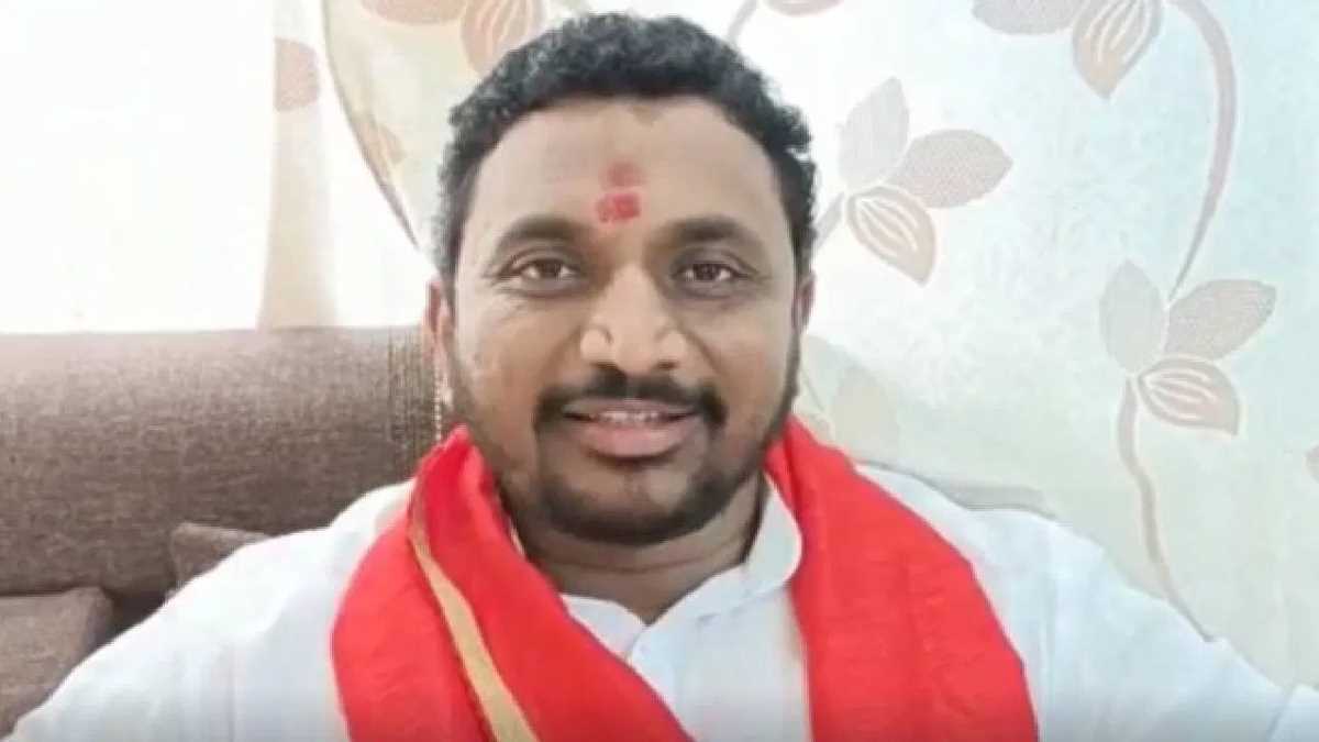 अजित पवार को मिलना चाहिए वित्त विभाग, 10 एनसीपी नेता बनेंगे कैबिनेट मंत्री : अमोल मिटकरी